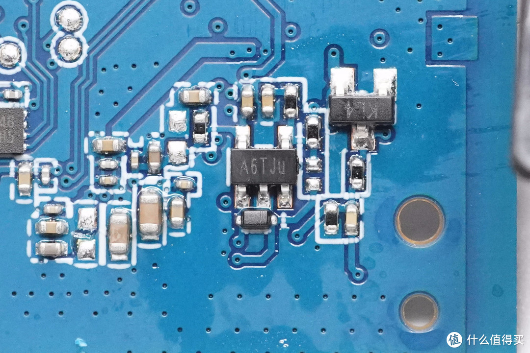 拆解报告：MI小米10000mAh 30W立式无线充移动电源WPB25ZM