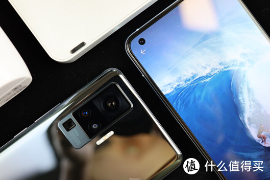 vivo X50和X50 Pro上手体验：极致轻薄和旗舰拍照