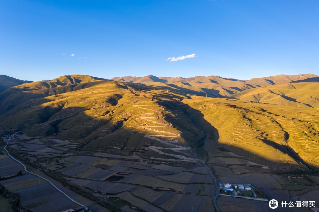 翻过盘山公路