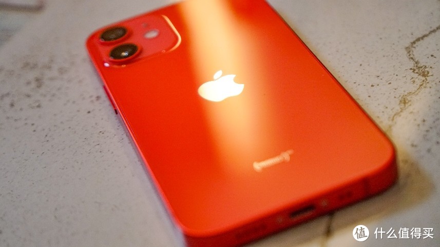 Iphone12 mini product red入手