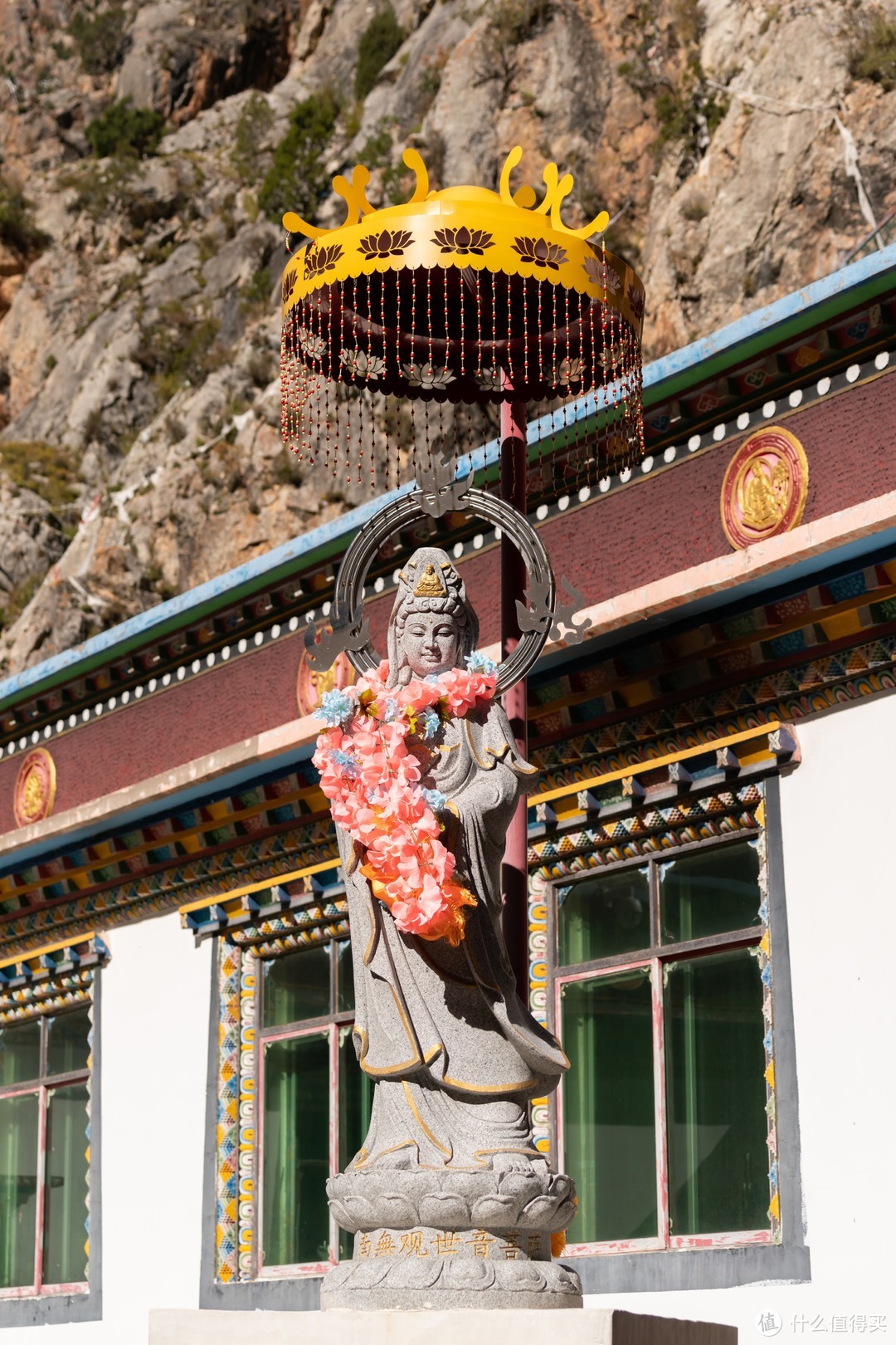 唐蕃古道，千里佛国 （二）峭壁间的圣洁雪莲尕尔寺