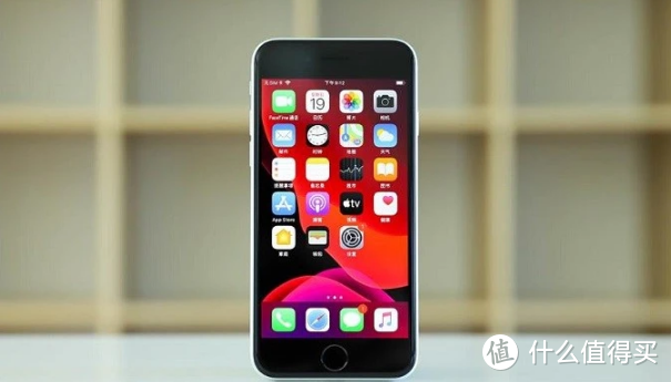 苹果爆款夺全球前二，iPhone11继续霸榜，SE系列又要“断更”