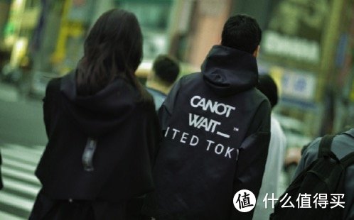 陈伟霆主理品牌CANOTWAIT_™ X UNITED TOKYO联名系列跨国上线