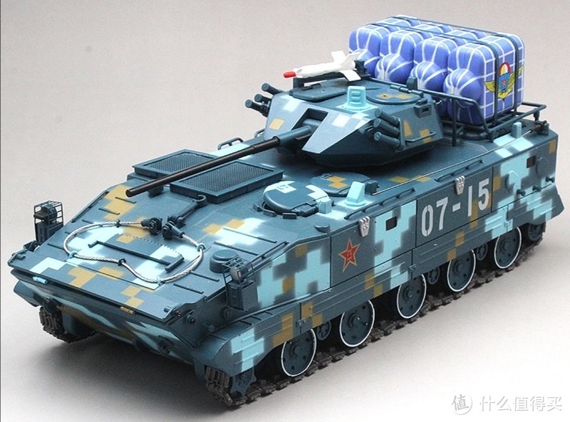 1:24 ZBD-03式伞兵战车