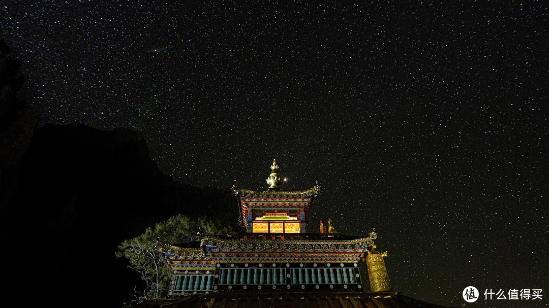 唐蕃古道，千里佛国 （二）峭壁间的圣洁雪莲尕尔寺