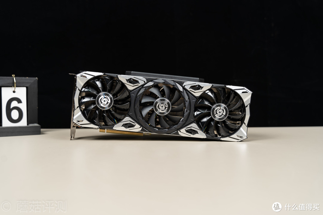 想等一手3060ti,於是,蘑菇就把手裡的索泰rtx3080天啟給他裝上