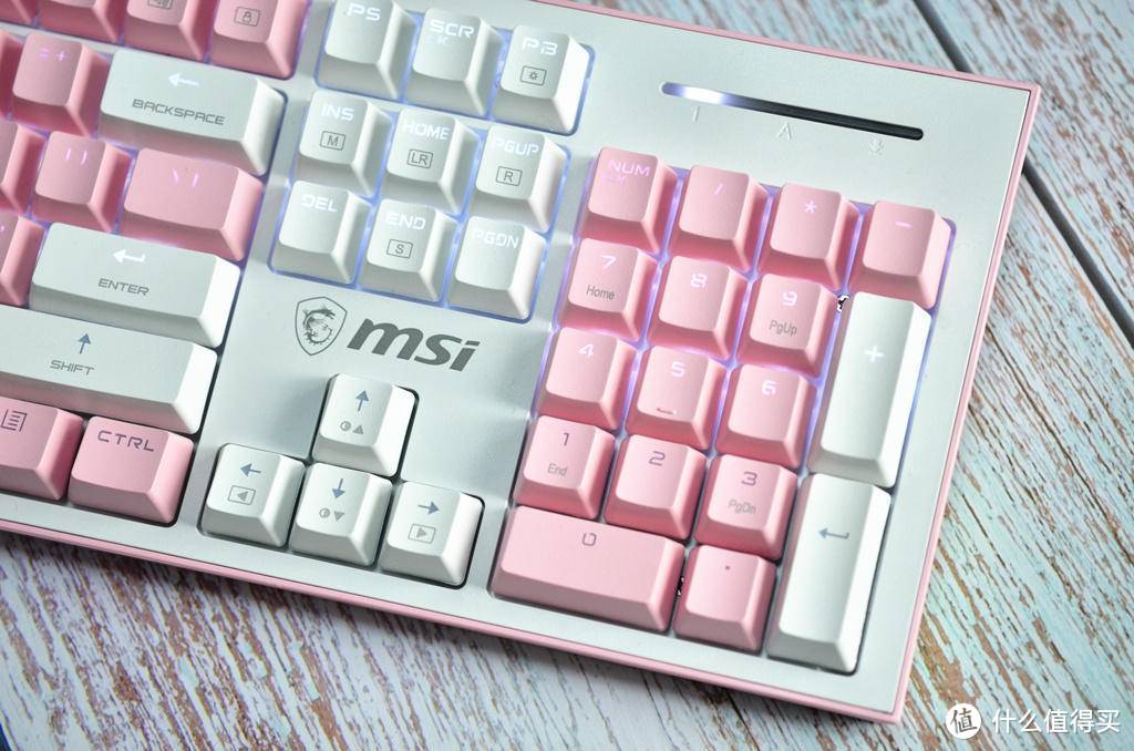 微星GK50Z PIXEL199的粉色系+青轴104键机械键盘，终于圆了老夫多年的少女心