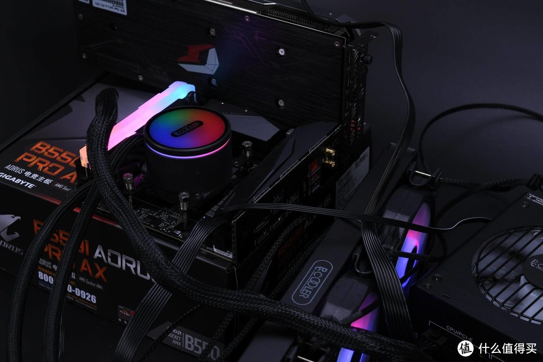 锐龙5600X完美搭档！技嘉Aorus B550 ITX主板体验