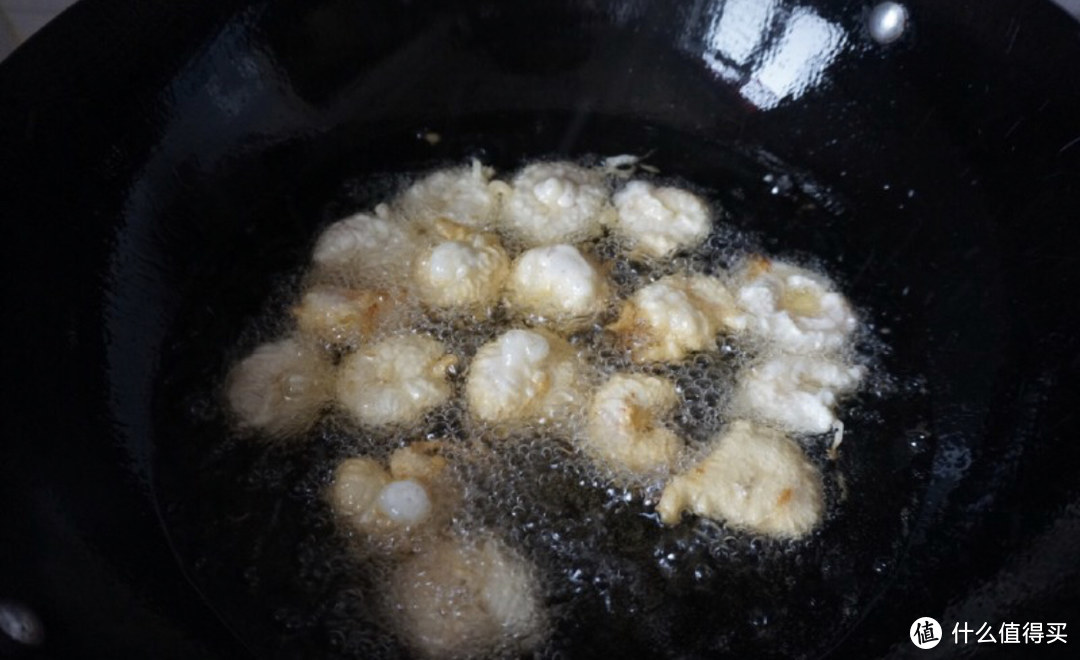 糖醋脆皮虾仁，喜欢吃甜食的不要错过