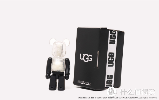 我的第一盒UGG，是个熊！BE@RBRICK x UGG 100%开箱