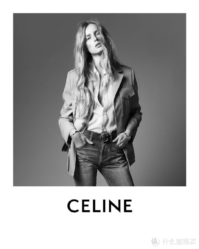 CELINE21春季女装系列，用黑白演绎经典~