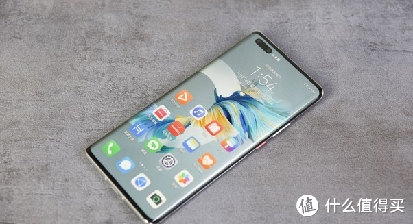 同为5nm芯片！华为Mate40Pro对比iPhone12Pro，谁更值得买？