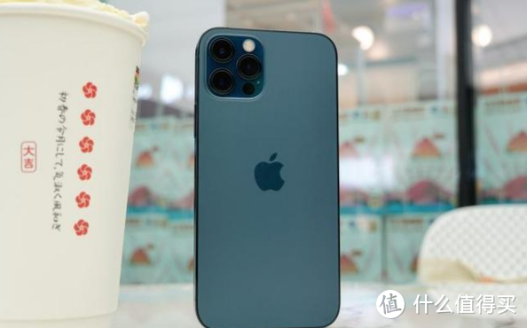 同为5nm芯片！华为Mate40Pro对比iPhone12Pro，谁更值得买？