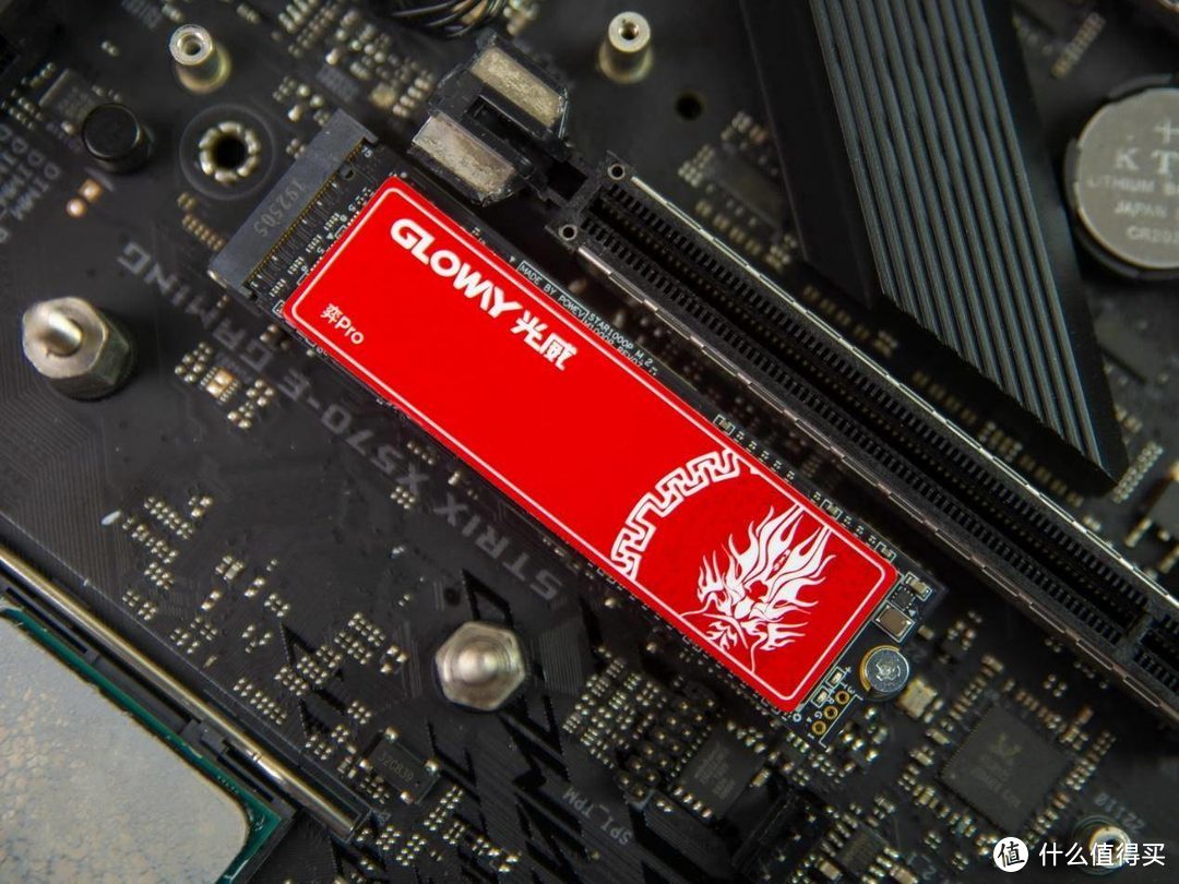 国货崛起，高性能纯国产的光威弈Pro NVMe 512G M.2 SSD实战