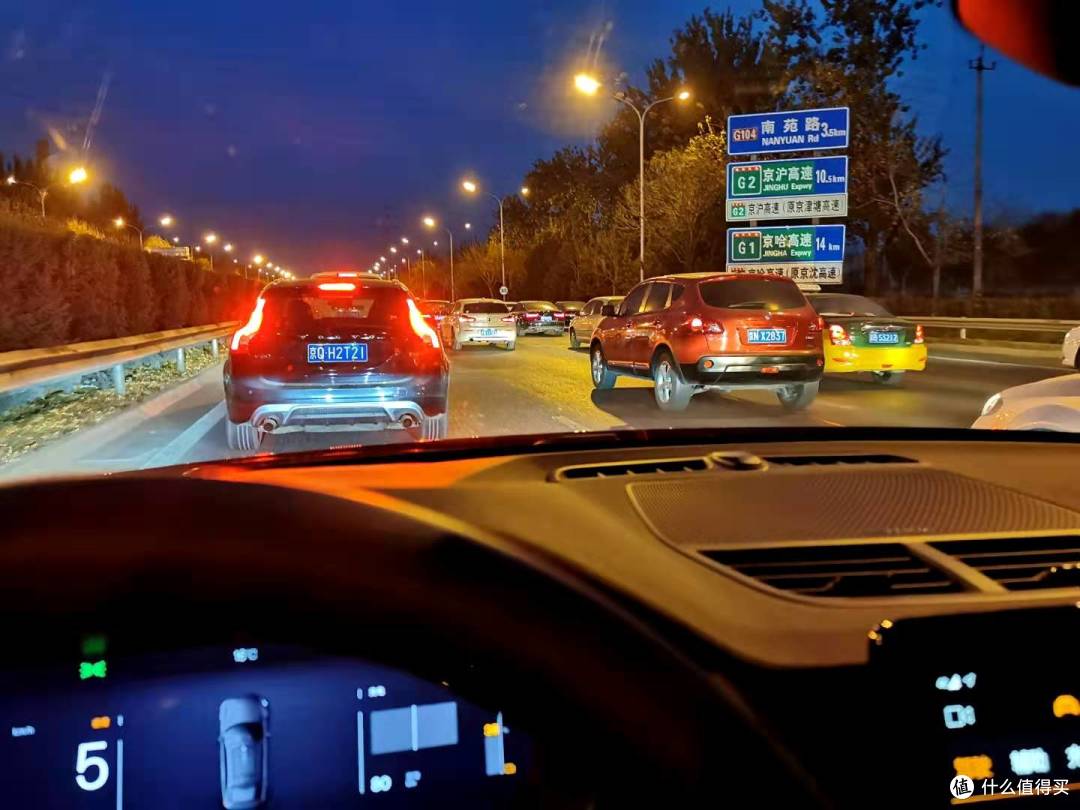 北京深山有车神想开车会开车的都得来拜拜全路况体验极星2