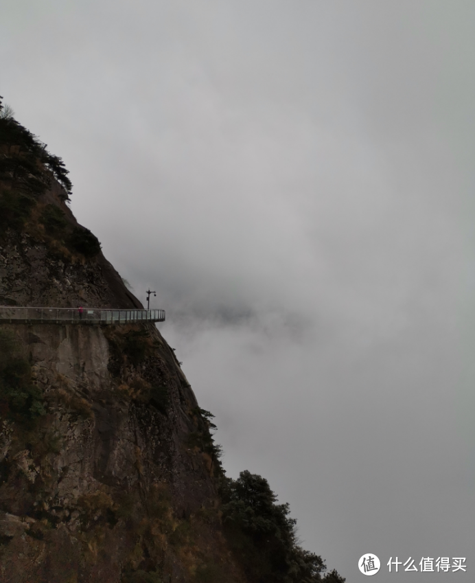 靠着这些装备，我在2℃的武功山帐篷营地住了一夜