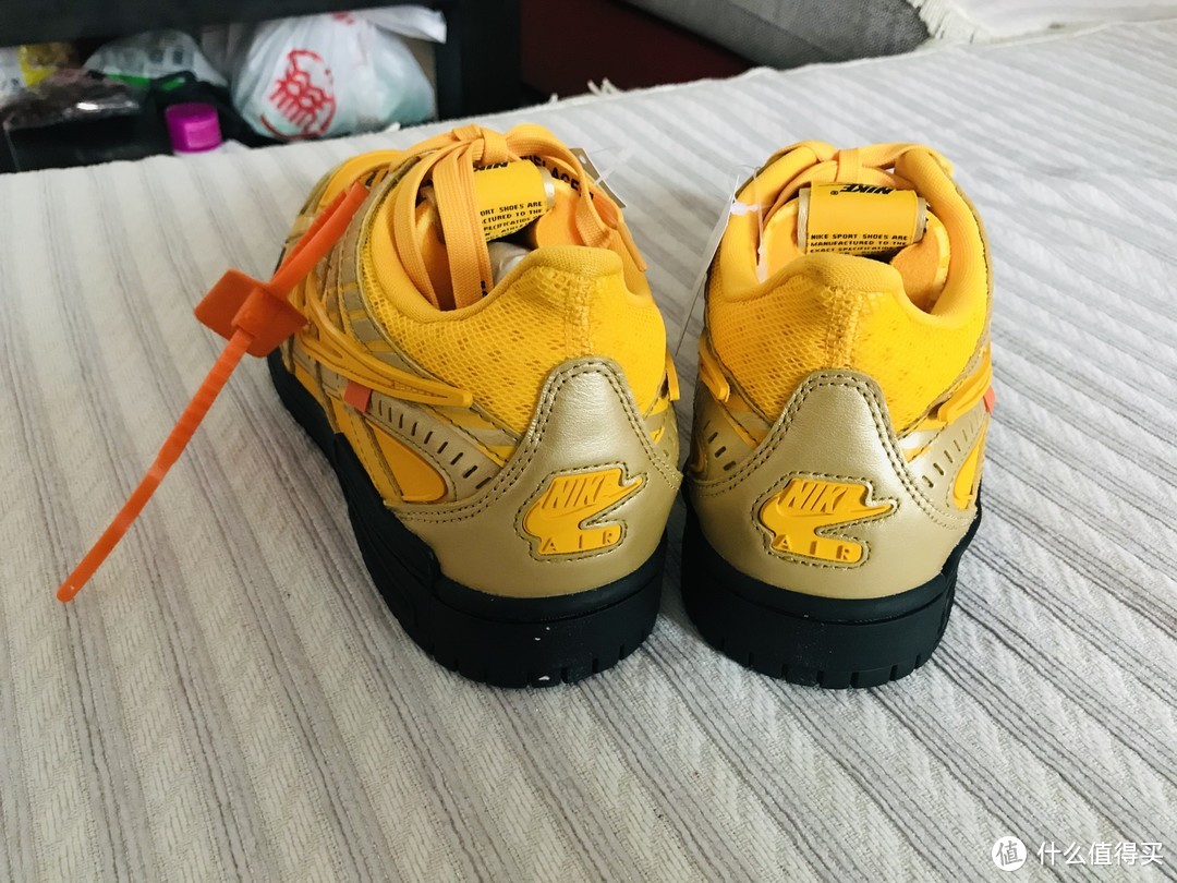 Off White&Nike专属开箱，知道我中了童鞋给我凑双亲子款？