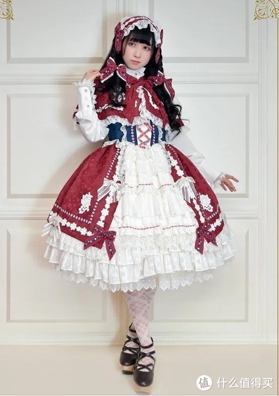 评价两极分化的小裙子们究竟有啥魔力？Lolita和汉服你pick哪一个？