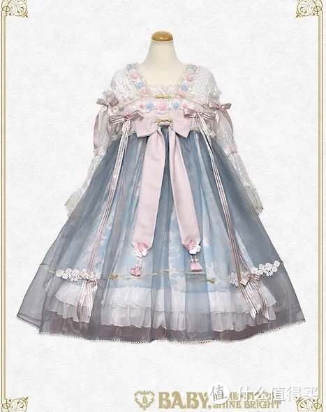 评价两极分化的小裙子们究竟有啥魔力？Lolita和汉服你pick哪一个？