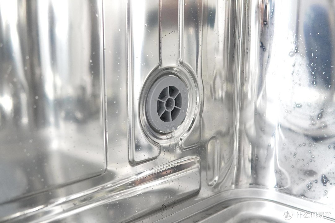 80℃高温杀菌，智能开门烘干：海尔13套洗碗机实测体验