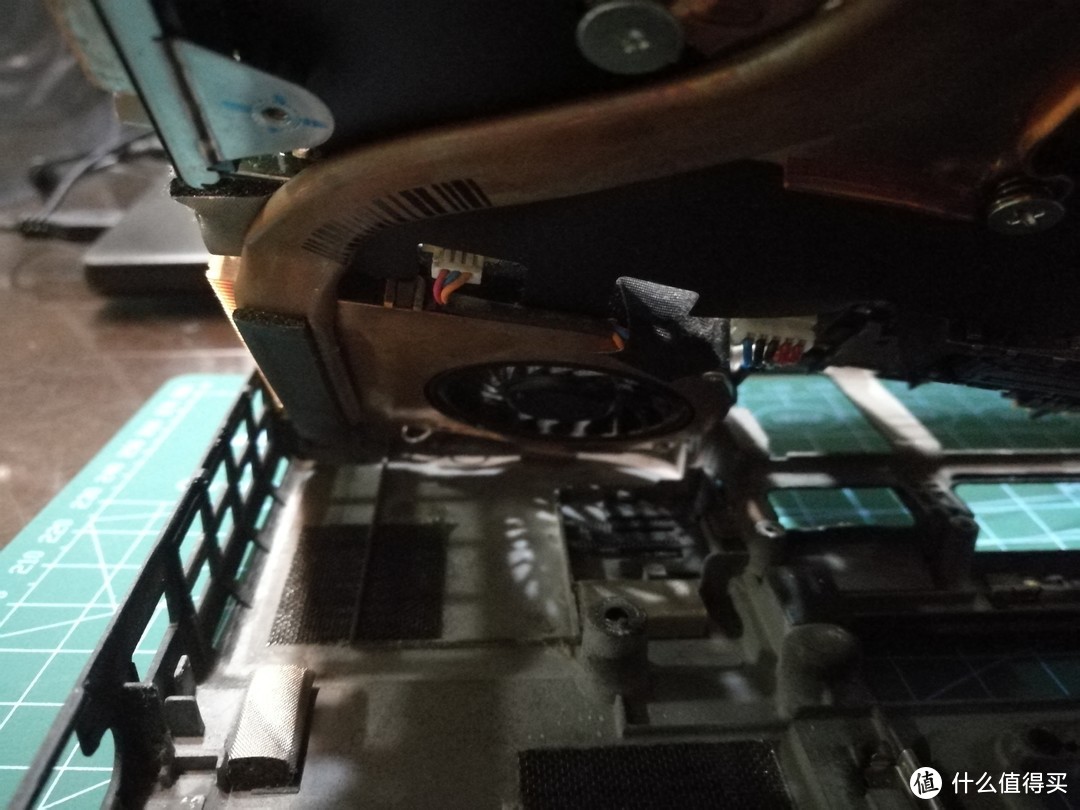 ThinkPadX201i拆机换散热风扇清灰教程