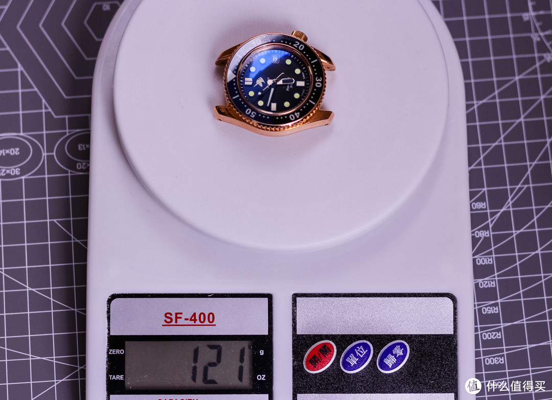 一抹迷人的幽蓝：我的第一块青铜手表-PROXIMA