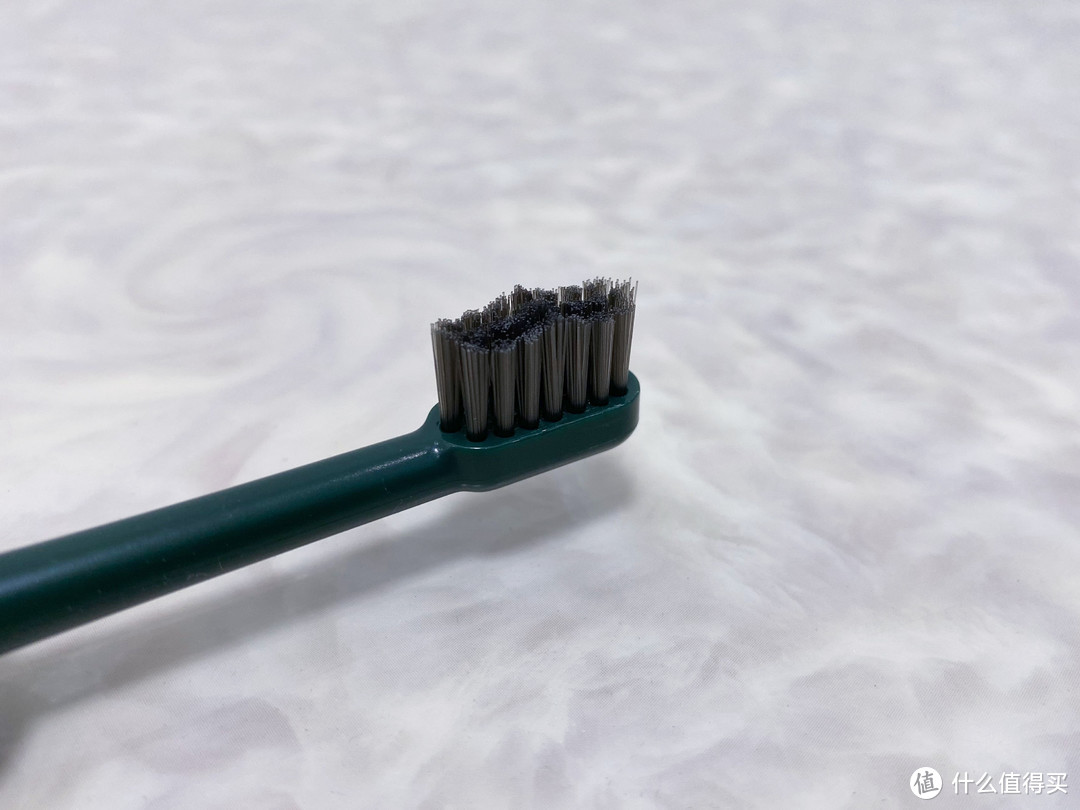 旅行必备好物！三维猫胶囊电动牙刷：一款可以风干杀菌的便携电动牙刷