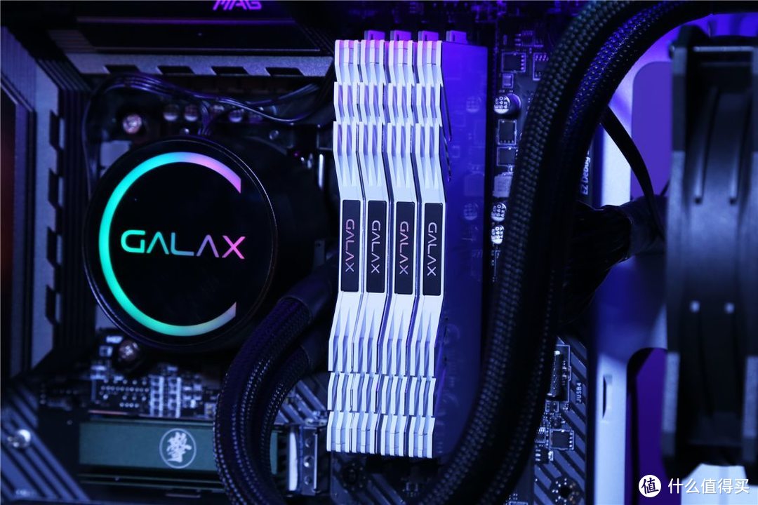 10代i7才是绝配？10700K搭配RTX3080显卡高性能游戏主机