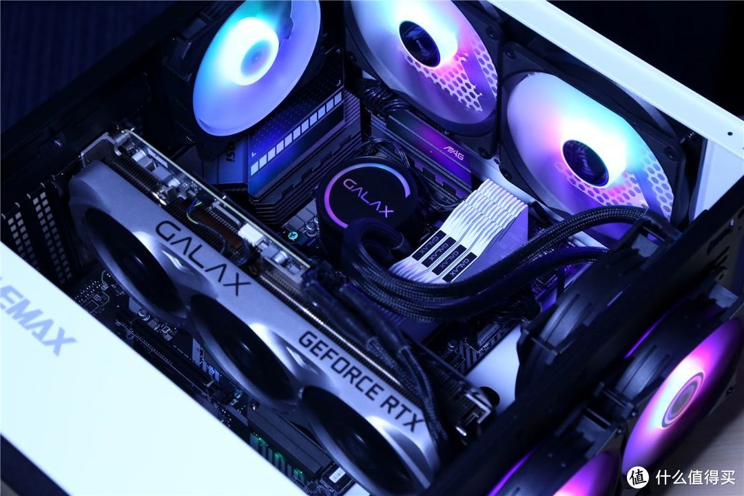 10代i7才是绝配？10700K搭配RTX3080显卡高性能游戏主机