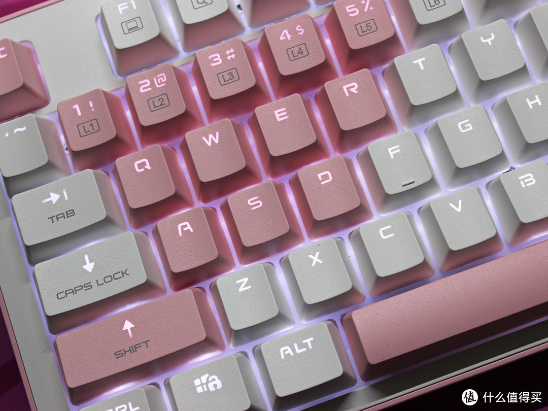 向粉白配色投降，微星GK50Z Pixel 机械键盘开箱