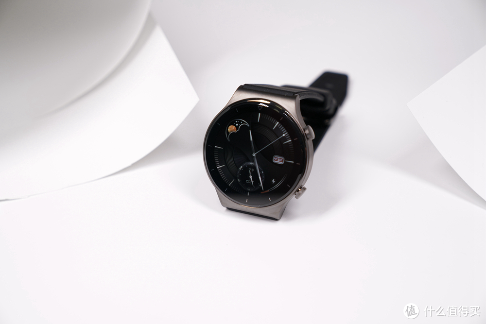 HUAWEI WATCH GT 2 Pro体验：似传统但更具科技味，上手有三重惊喜