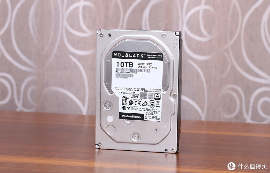 实现游戏仓库空间自由 Wd Black 10tb 游戏hdd 上手玩 机械硬盘 什么值得买