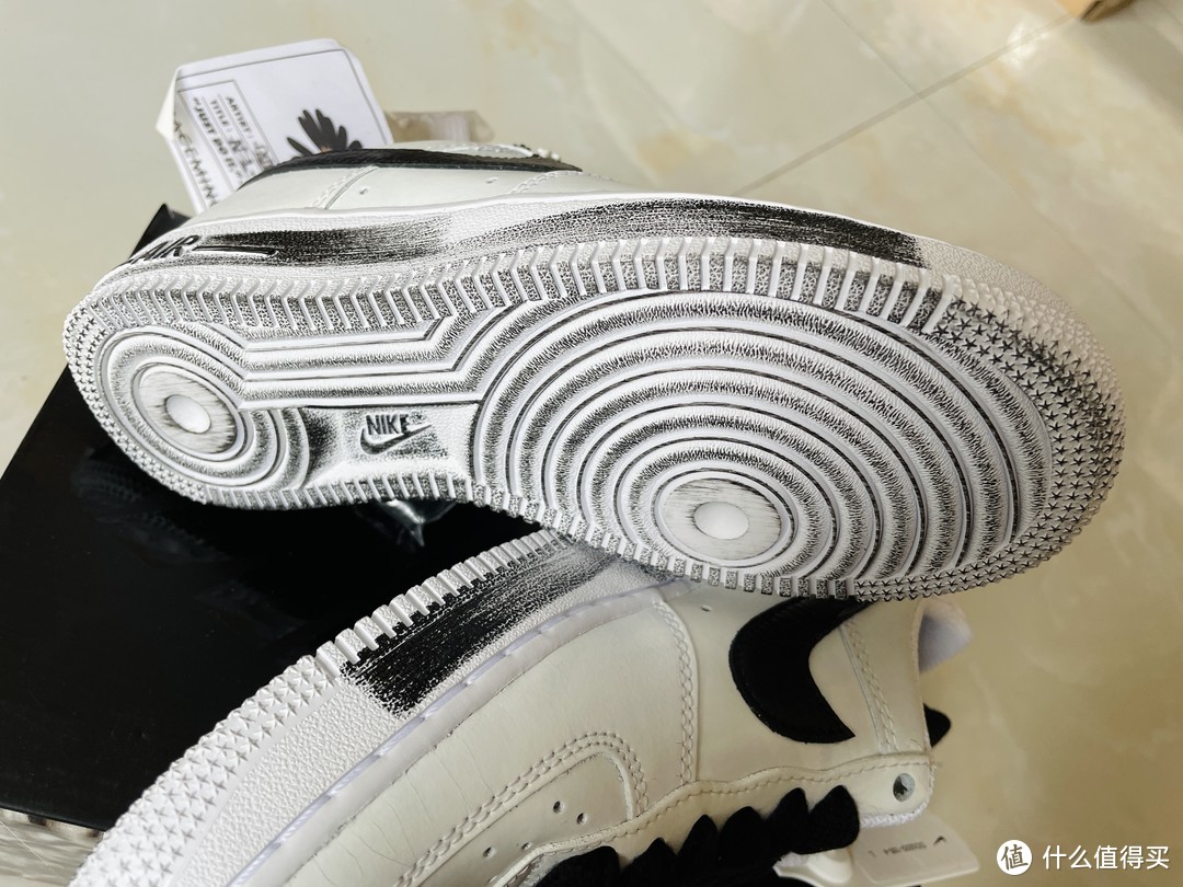 新鞋光速开箱篇二十四终于中签了nikeaf1权志龙20快速开箱