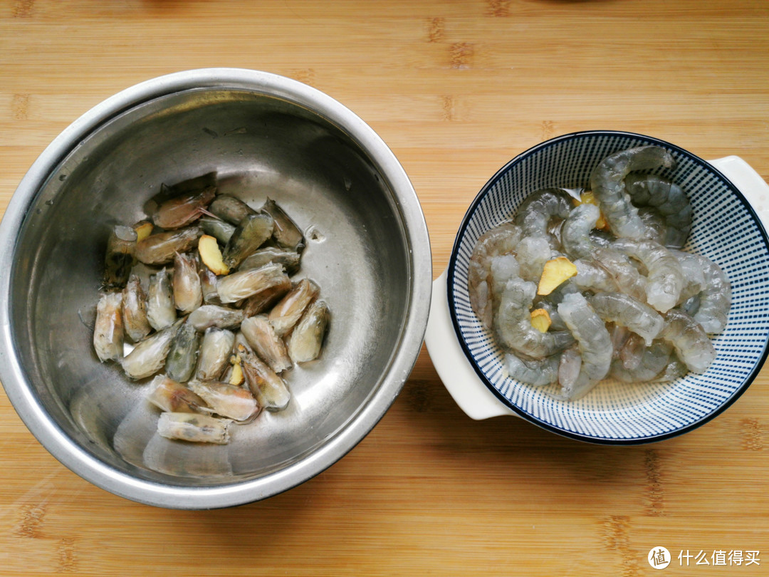 我家大虾从不水煮，学会这种做法，不油炸不清蒸，外酥里嫩不油腻