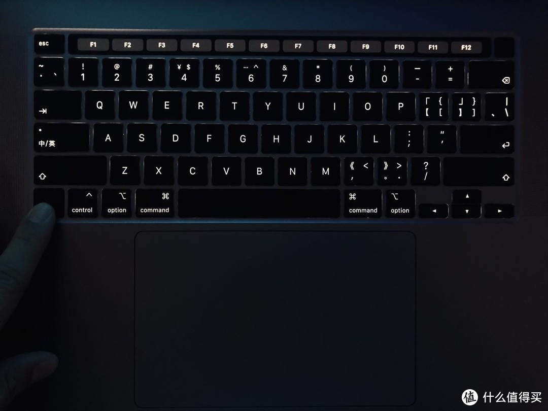 老Mac最后的倔强，16寸MacBook Pro“外挂”一个Windows