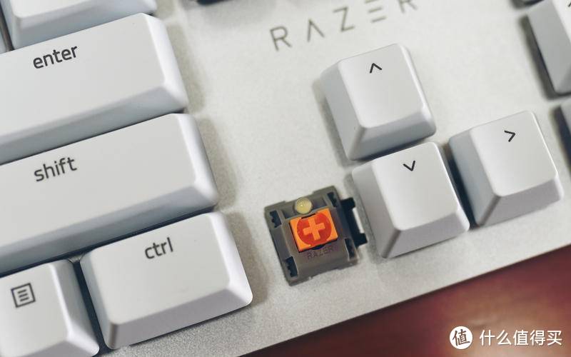 商娱不误颜值、打包你的桌面C位-RAZER雷蛇Pro无线生产力套装