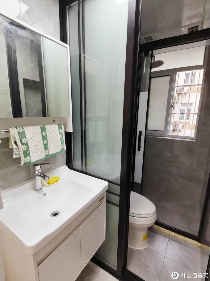 自己操刀，38㎡老破小变身现代2房2厅全过程实录【厨卫+灯具篇】