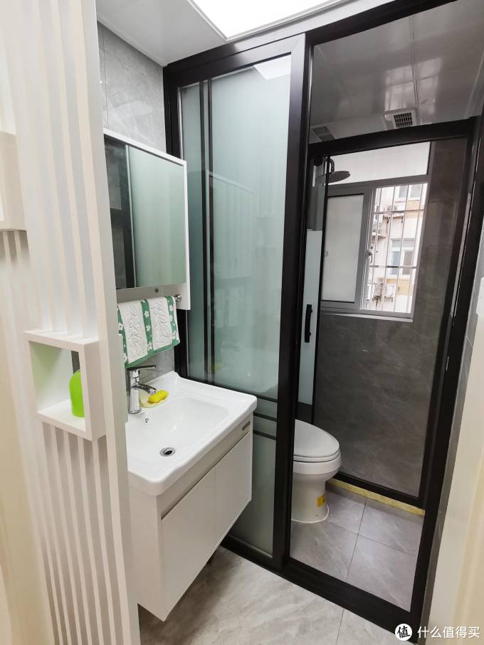 自己操刀，38㎡老破小变身现代2房2厅全过程实录【厨卫+灯具篇】