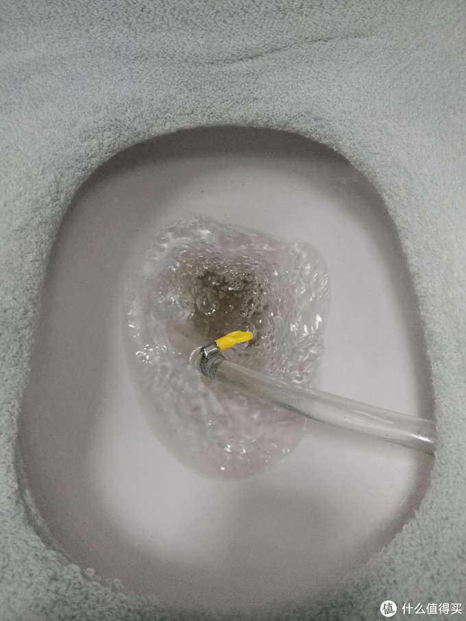 不花钱自己动手清洗地暖管道的方法