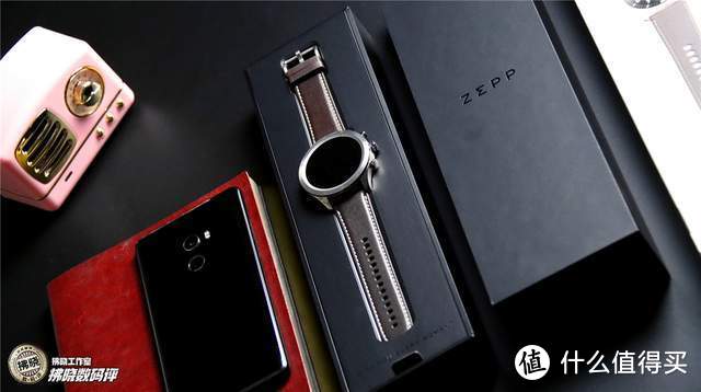 长续航“半个月一充”，颜值工艺都在线！Zepp Z智能手表评测