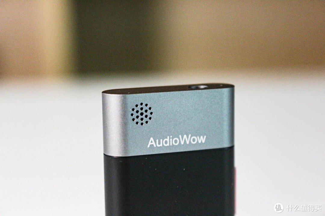 Audiowow无线声卡测评：实用拍摄装备 自带降噪收音高清