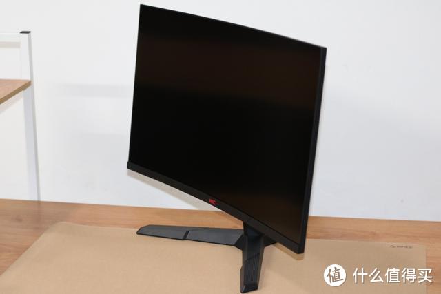 千元曲面屏之王！1800R+144Hz，HKC SG27C曲面显示器评测