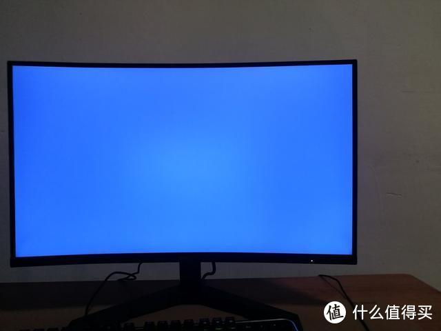 千元曲面屏之王！1800R+144Hz，HKC SG27C曲面显示器评测