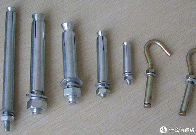 50元找师傅打孔不如自己花300多买个电锤 国产高性价比电锤推荐 在家打孔不求人