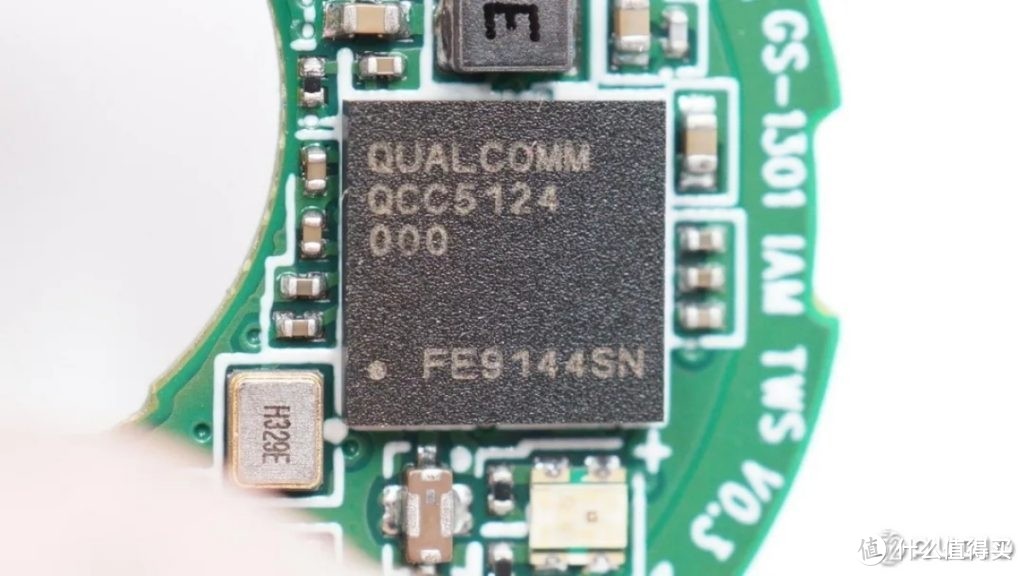 高通QCC5127蓝牙音频SoC获Bose首款真无线降噪耳机采用
