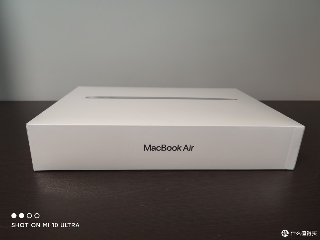 M1 Mac Air开箱测试 单纯的就是玩玩魔兽世界看性能感觉一般 普通笔记本 什么值得买