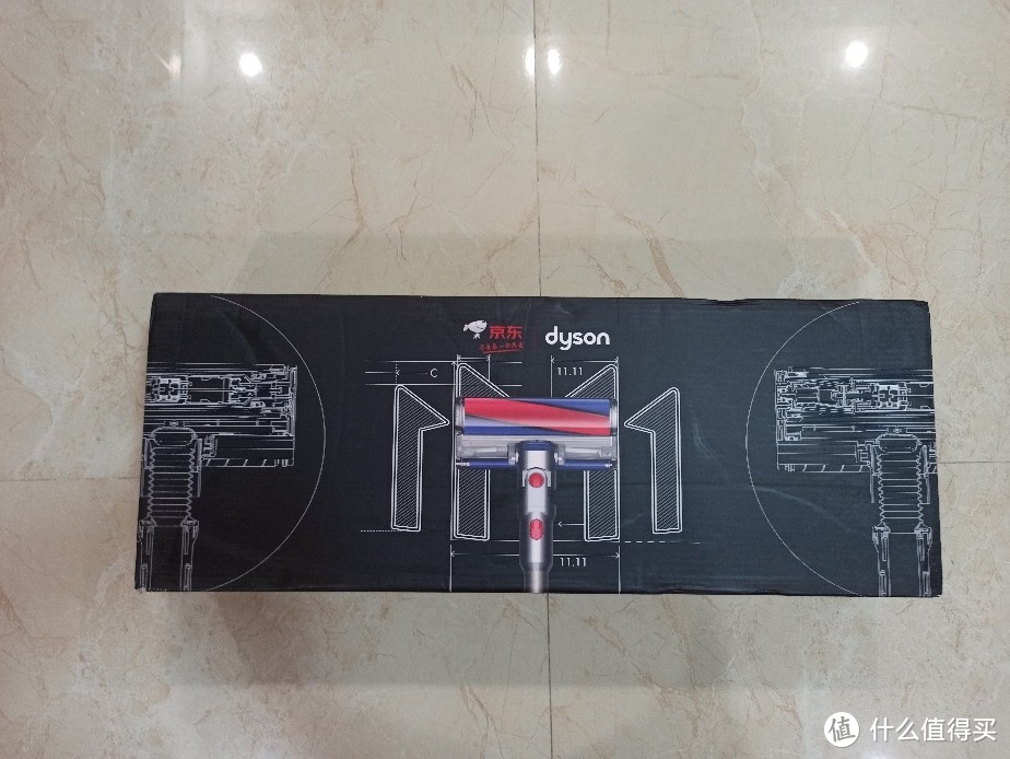 双11后遗症简单开箱，戴森V7，V6简单对比