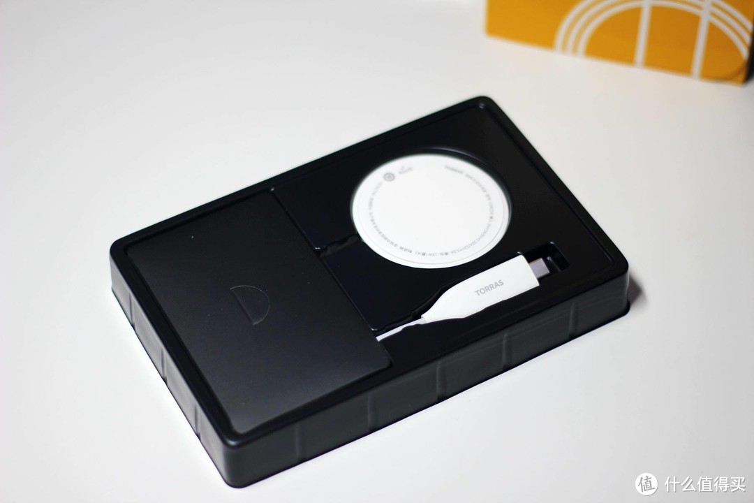 “哭笑不得”间快速回电？图拉斯MagSafe小冰磁让iPhone 12充电有趣又高效