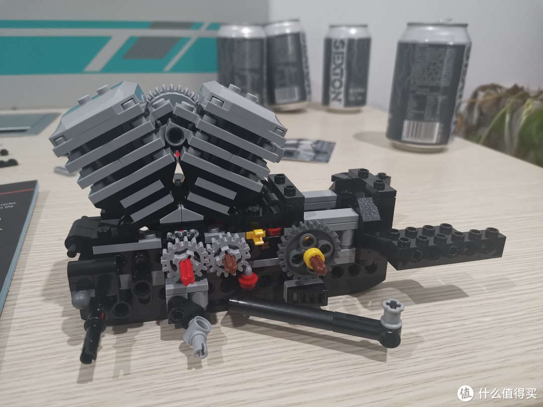 LEGO 创意组系列 10269 哈雷肥仔摩托车 评测