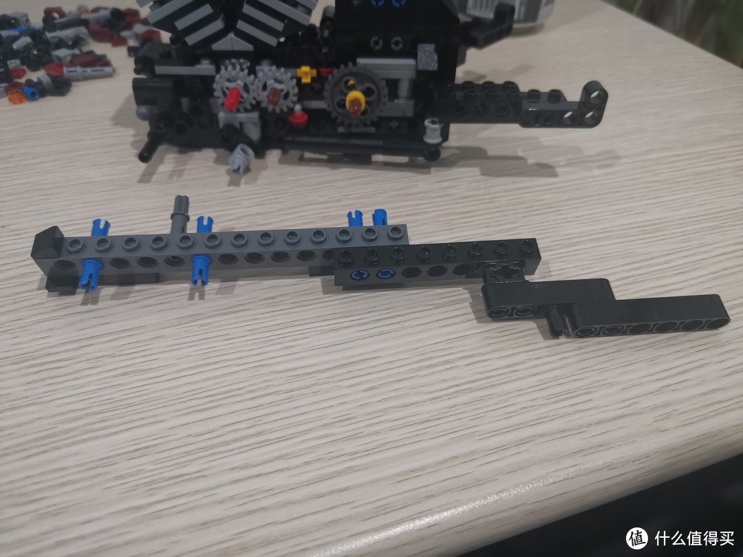 LEGO 创意组系列 10269 哈雷肥仔摩托车 评测